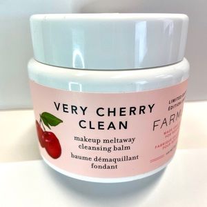 😍 Farmacy Limited Edition “Very Cherry Clean”